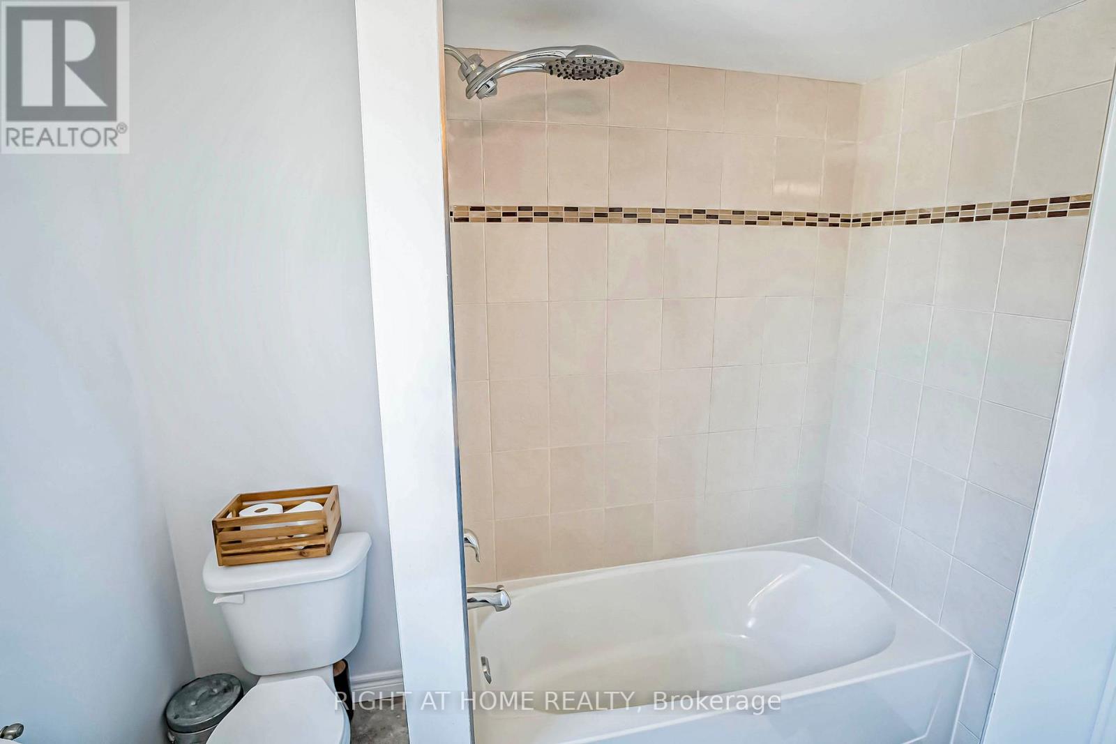 618 Knox Avenue, Hamilton, Ontario  L8H 6K3 - Photo 32 - X12789792