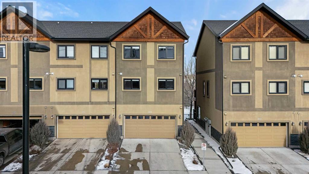 403 Valley Ridge Manor Nw, Calgary, Alberta  T3B 6C4 - Photo 1 - A2283372