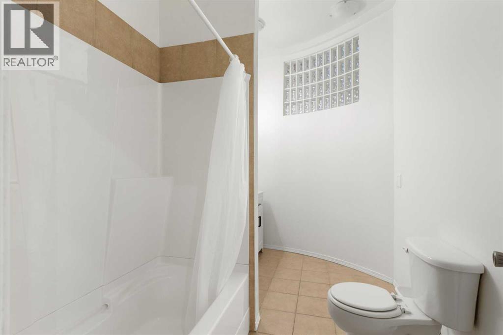 639 Canterbury Drive Sw, Calgary, Alberta  T2W 1J4 - Photo 23 - A2285699