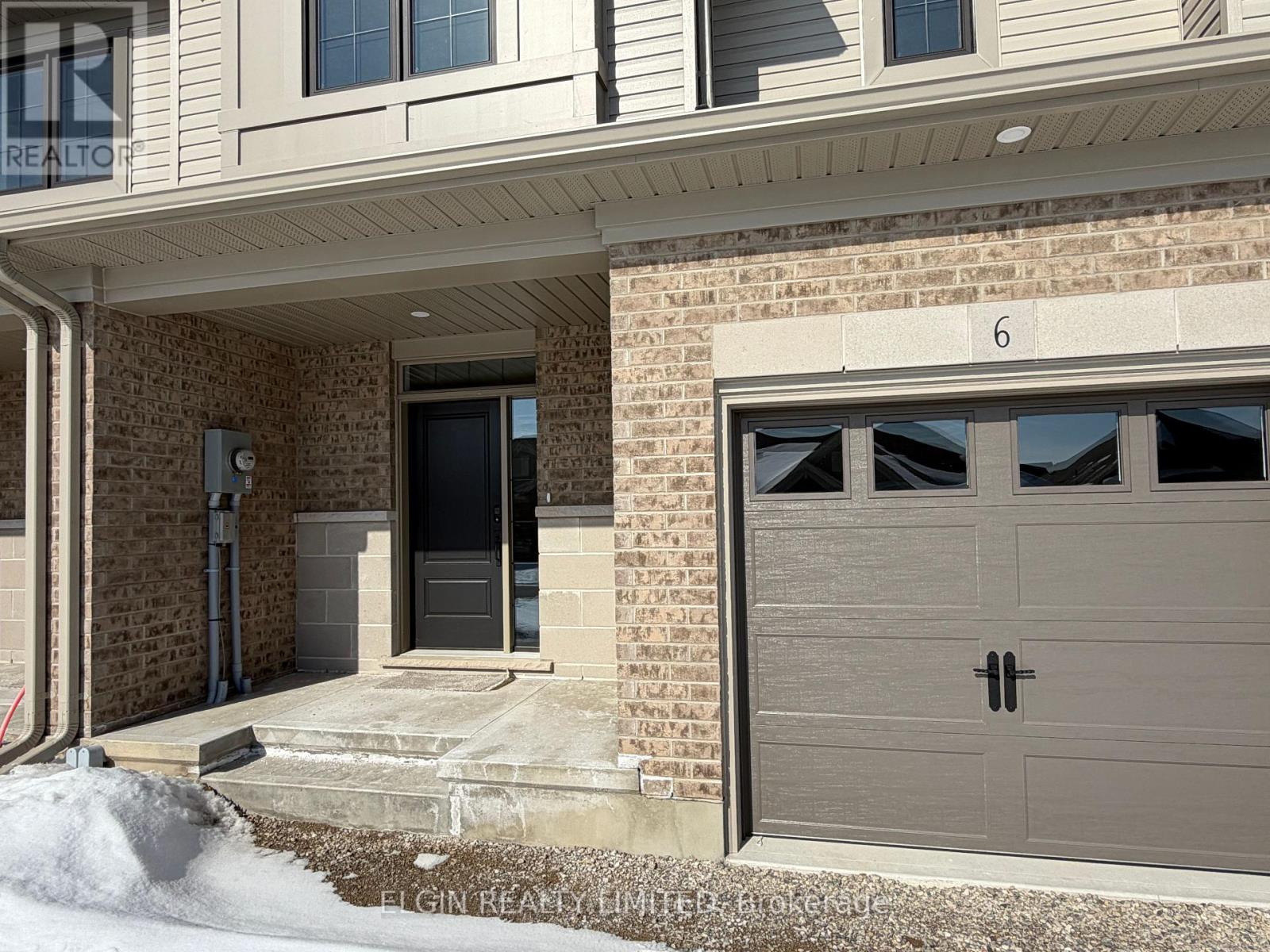 6 Canary Street, Tillsonburg, Ontario  N4G 0K4 - Photo 2 - X12513966