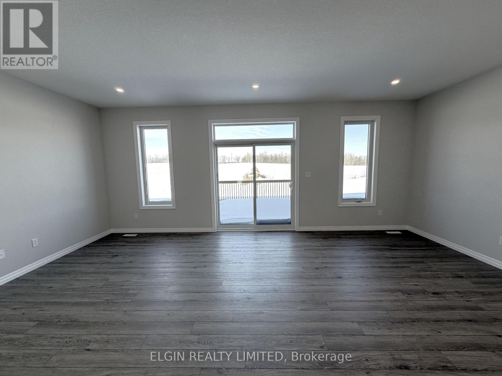 6 Canary Street, Tillsonburg, Ontario  N4G 0K4 - Photo 9 - X12513966