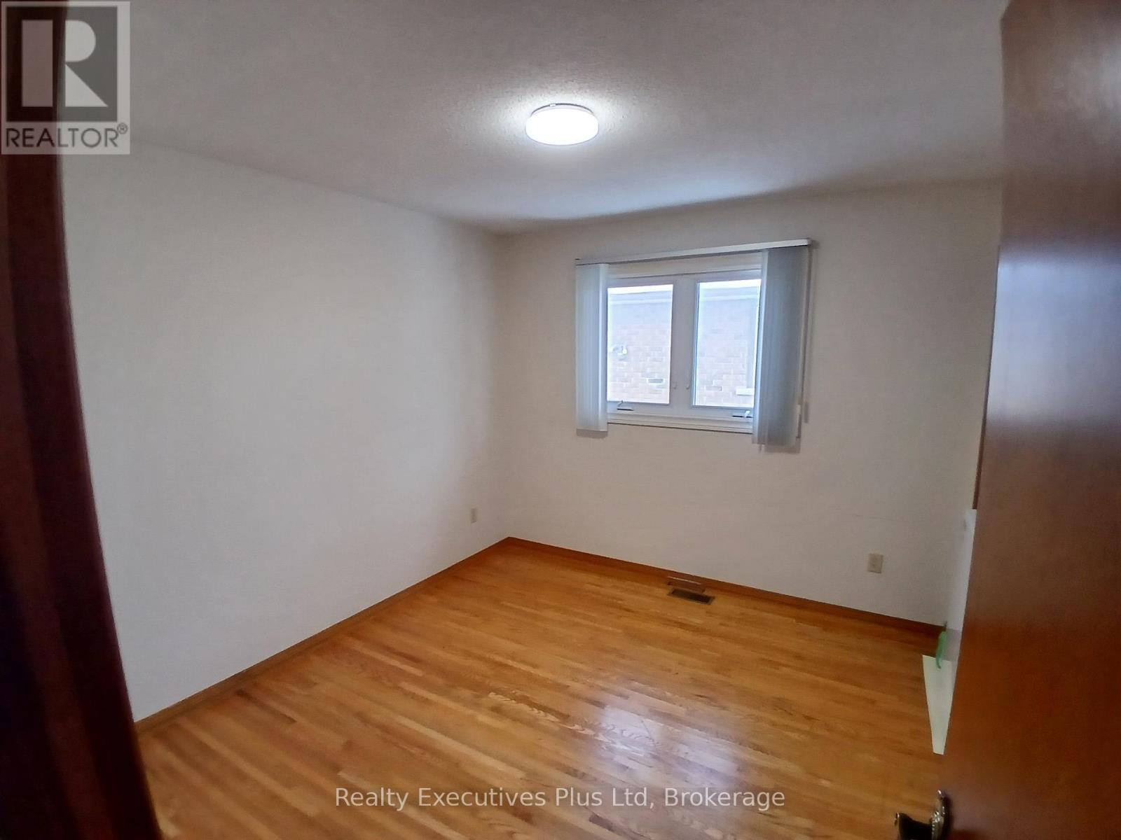 52 Alma Street N, Guelph, Ontario  N1H 5X1 - Photo 7 - X12789860