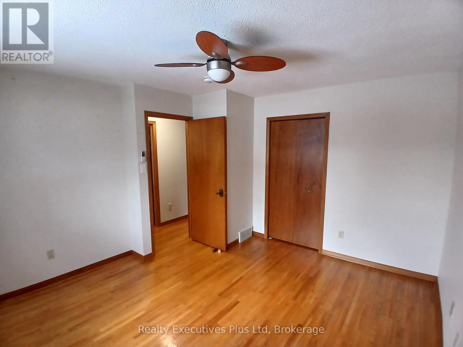 52 Alma Street N, Guelph, Ontario  N1H 5X1 - Photo 9 - X12789860