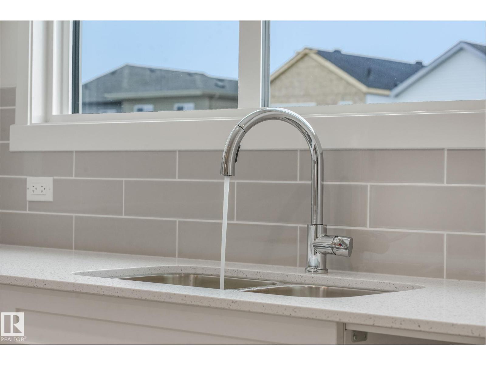 17319 6 St Ne Ne, Edmonton, Alberta  T5Y 4G2 - Photo 15 - E4473625