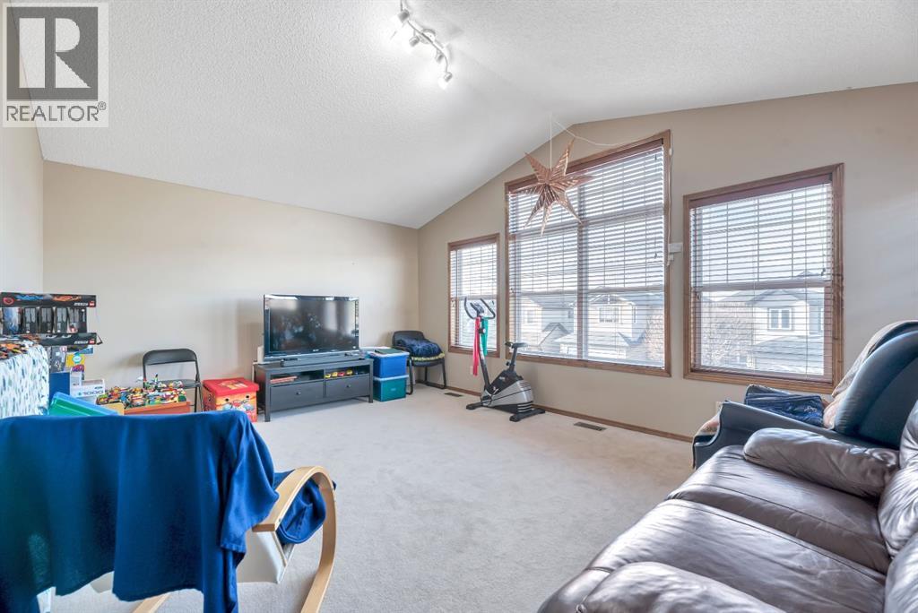 98 Pantego Road Nw, Calgary, Alberta  T3K 0B7 - Photo 21 - A2279941