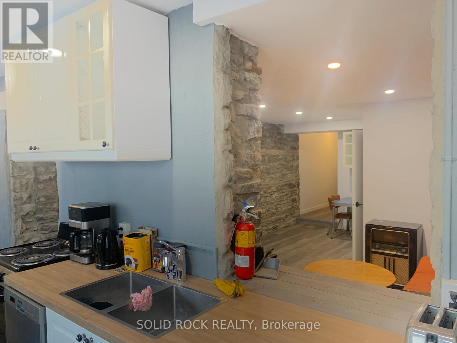 D - 71 King Street E, Brockville, Ontario  K6V 1B1 - Photo 5 - X12789880