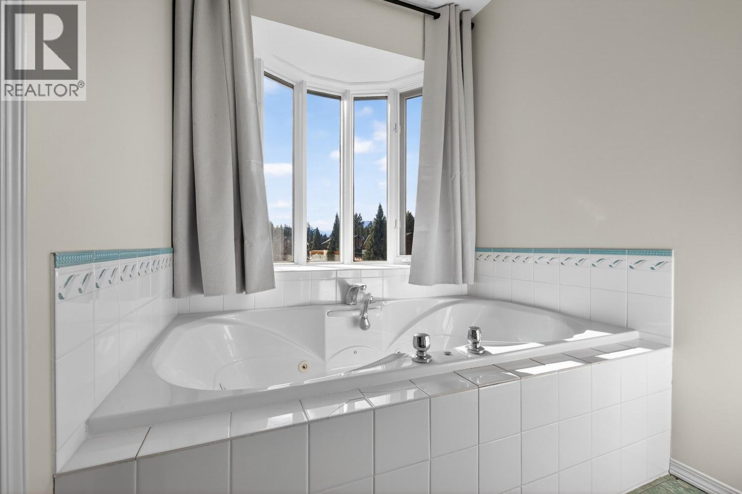 5155 Fairway Drive Unit# 605, Fairmont Hot Springs, British Columbia  V0B 1L1 - Photo 11 - 10375657