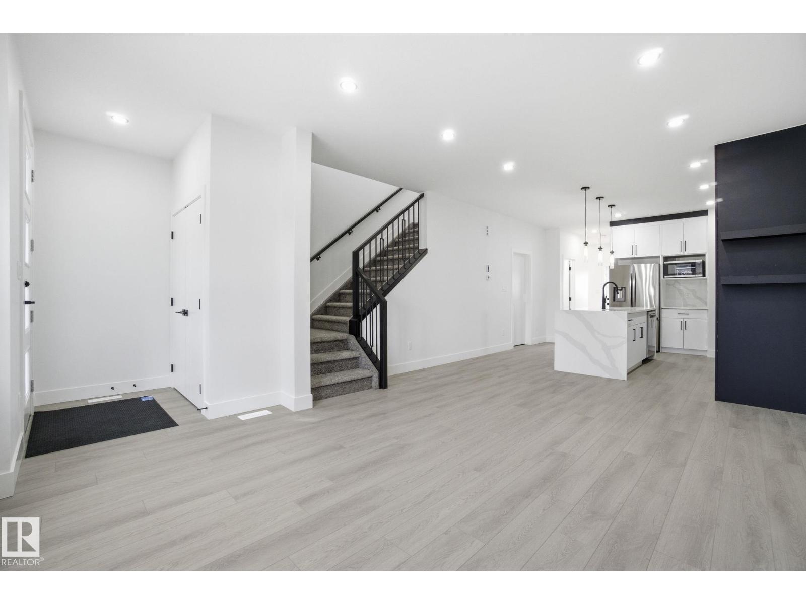 12309 91 St Nw, Edmonton, Alberta  T5B 4C6 - Photo 7 - E4468733