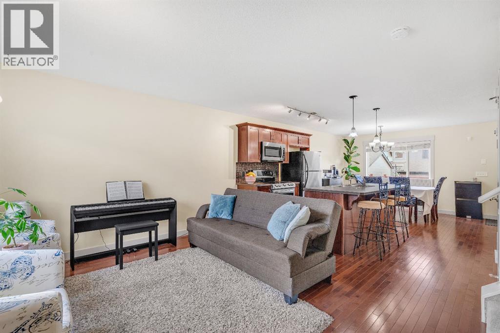 301 Skyview Ranch Drive Ne, Calgary, Alberta  T3N 0E1 - Photo 3 - A2283681