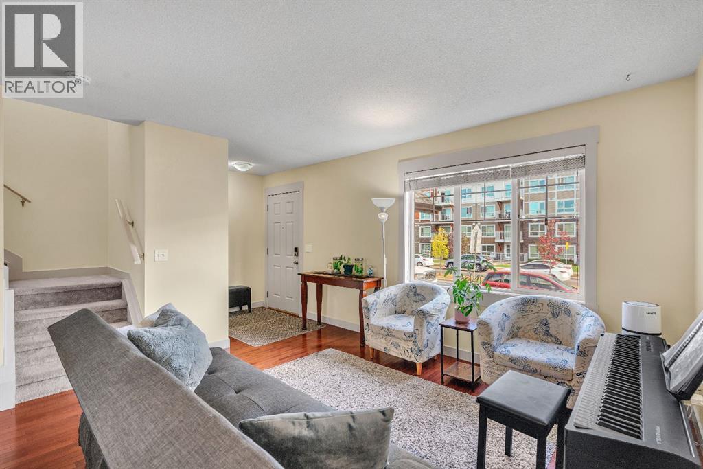 301 Skyview Ranch Drive Ne, Calgary, Alberta  T3N 0E1 - Photo 4 - A2283681