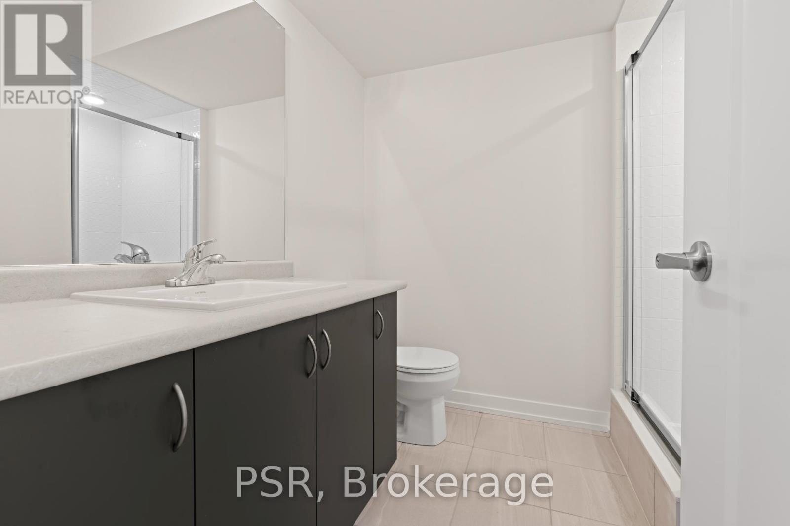 84 - 2600 Castlegate Crossing, Pickering, Ontario  L1X 0H9 - Photo 4 - E12789840