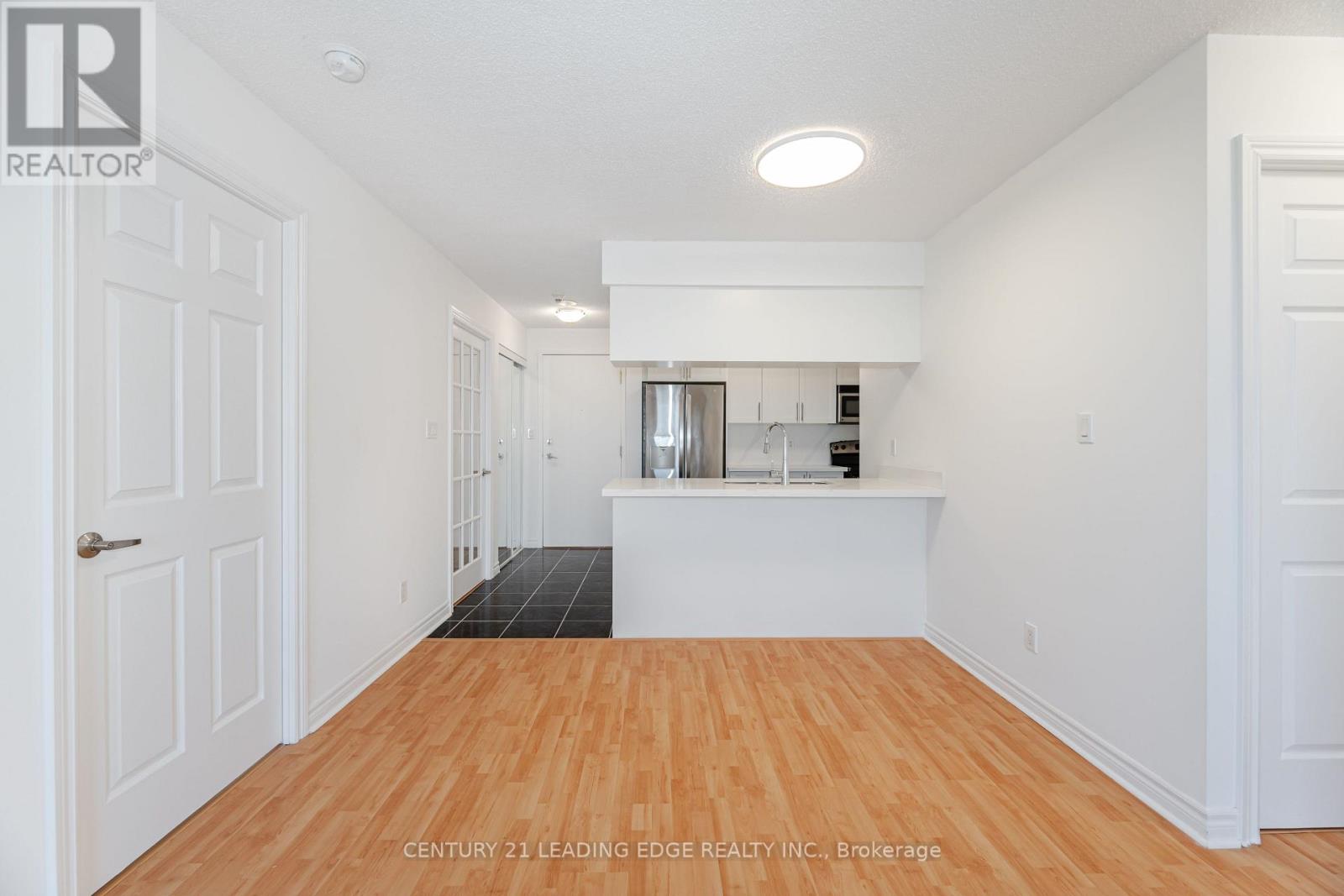 1609 - 3880 Duke Of York Boulevard, Mississauga, Ontario  L5B 4M7 - Photo 19 - W12789854