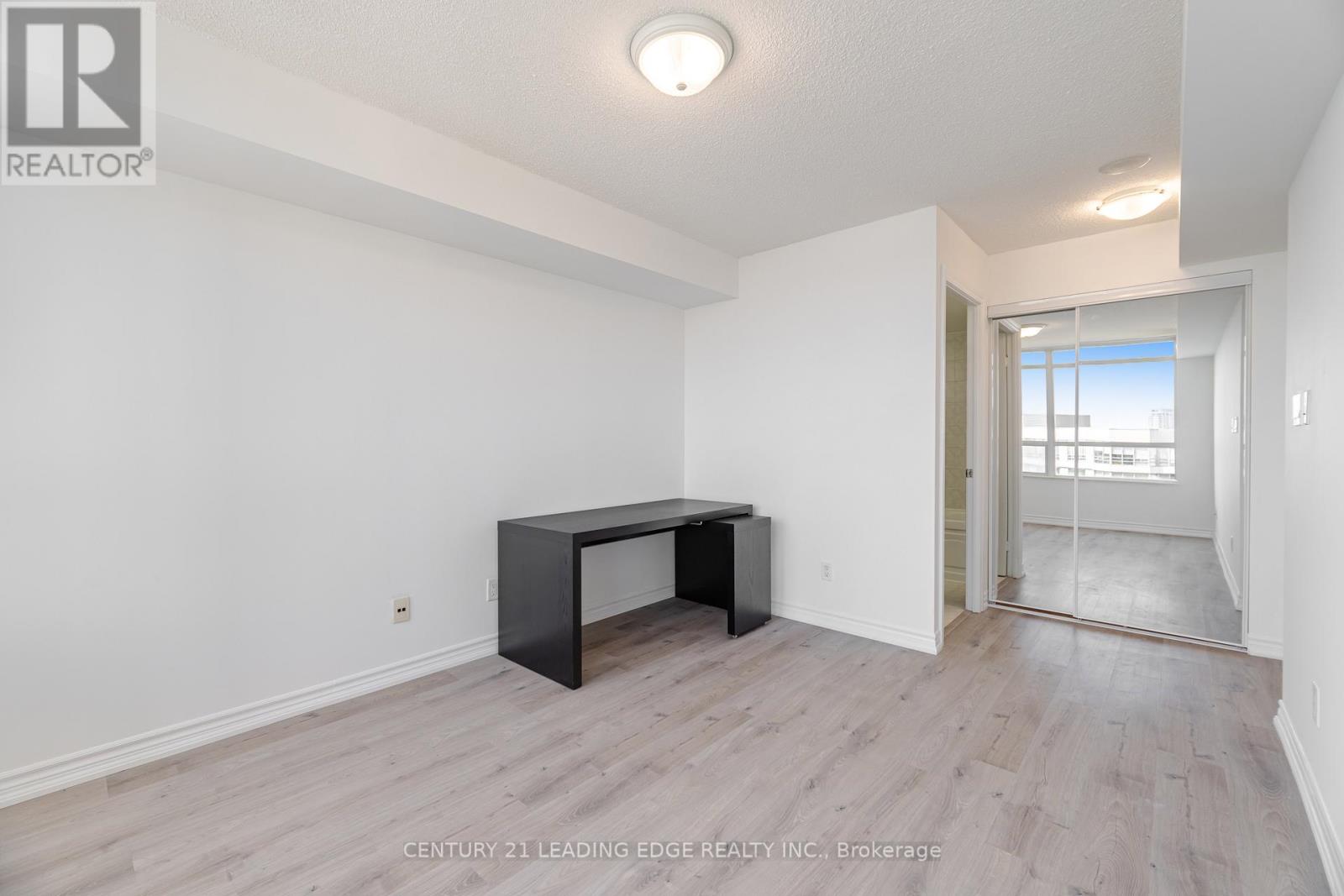 1609 - 3880 Duke Of York Boulevard, Mississauga, Ontario  L5B 4M7 - Photo 24 - W12789854