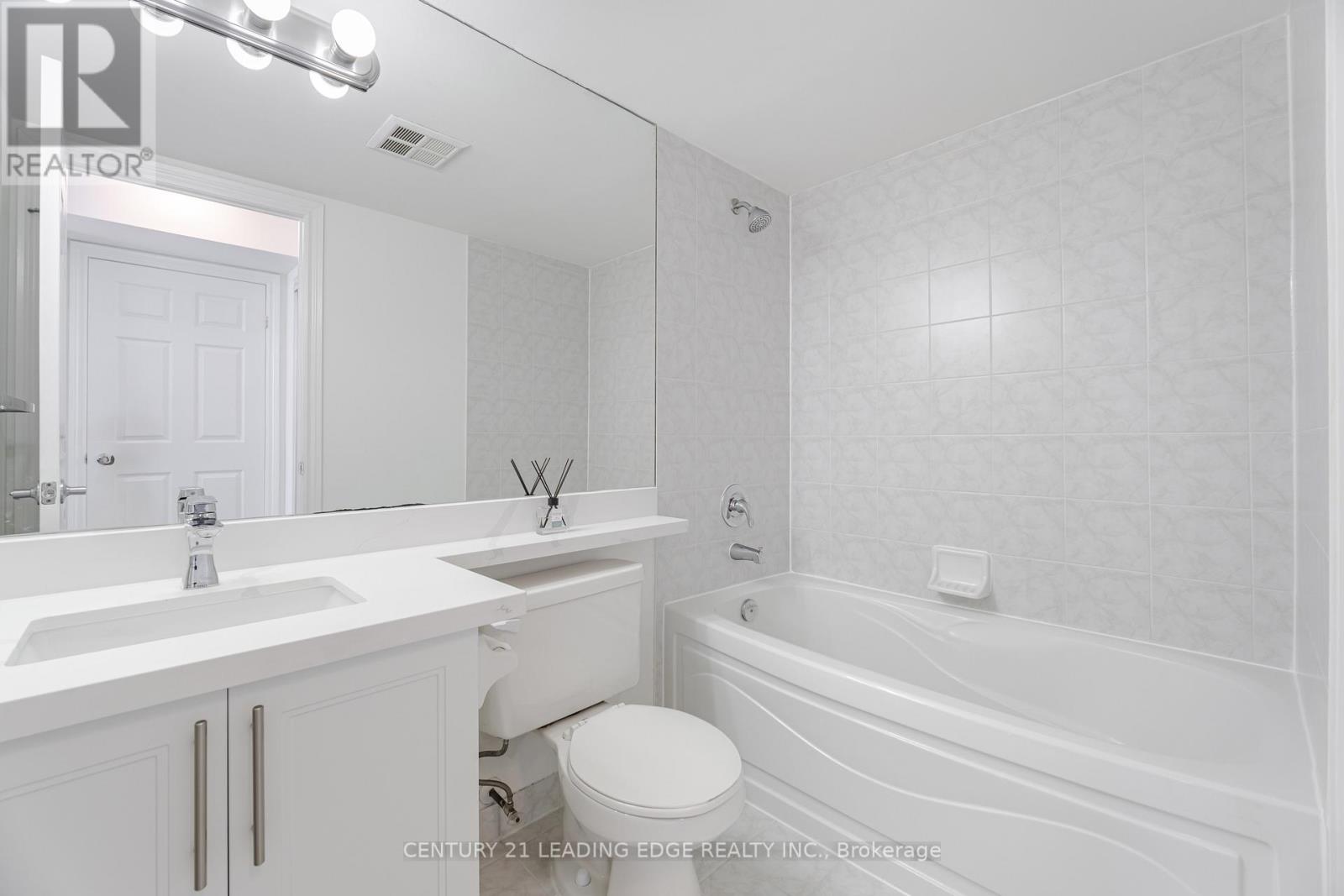 1609 - 3880 Duke Of York Boulevard, Mississauga, Ontario  L5B 4M7 - Photo 25 - W12789854