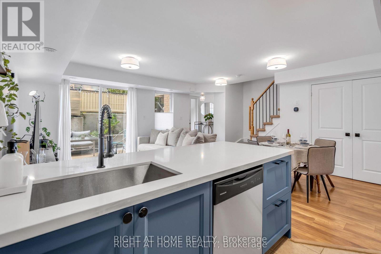 146 - 12 Foundry Avenue, Toronto, Ontario M6H 0A7 - Photo 12 - W12789864