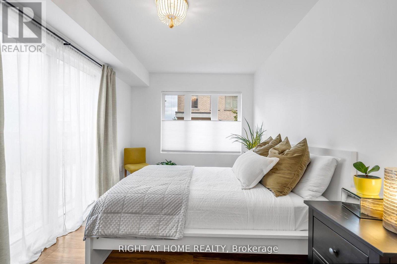 146 - 12 Foundry Avenue, Toronto, Ontario M6H 0A7 - Photo 21 - W12789864