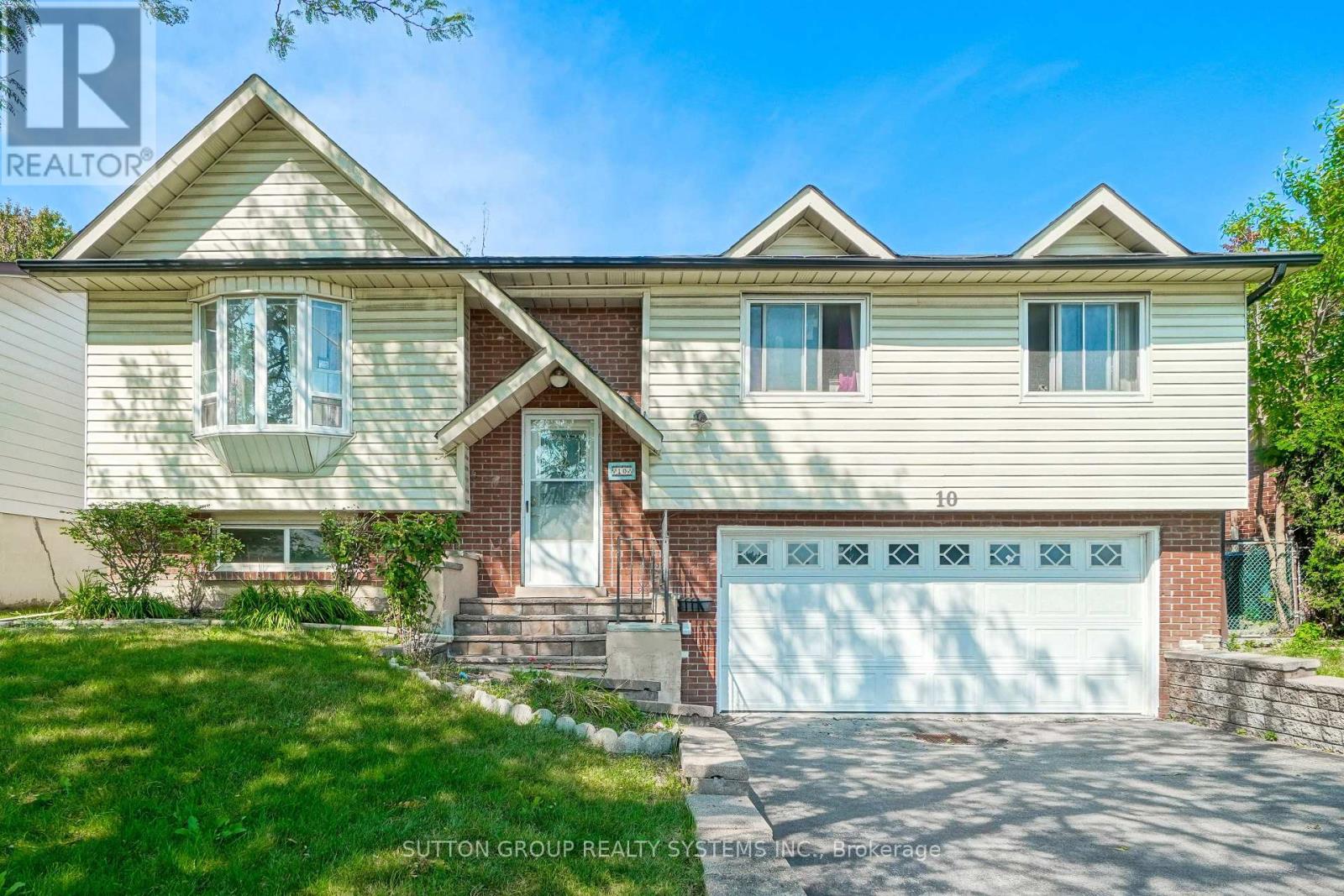 UPPER LEVEL - 10 LINKDALE ROAD, Brampton, Ontario