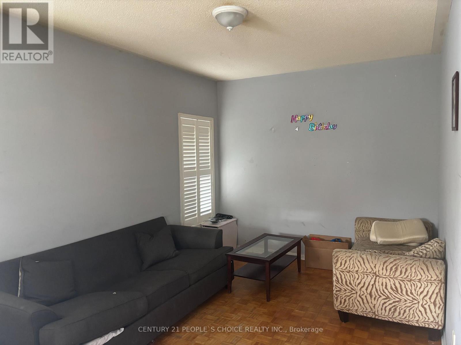 15 Starfish Court, Brampton, Ontario  L6R 2R5 - Photo 6 - W12789892