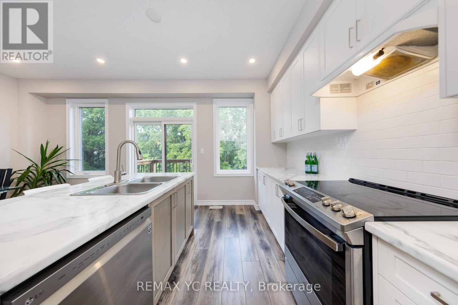 13 - 445 Ontario Street S, Milton, Ontario  L9T 9K2 - Photo 10 - W12789894