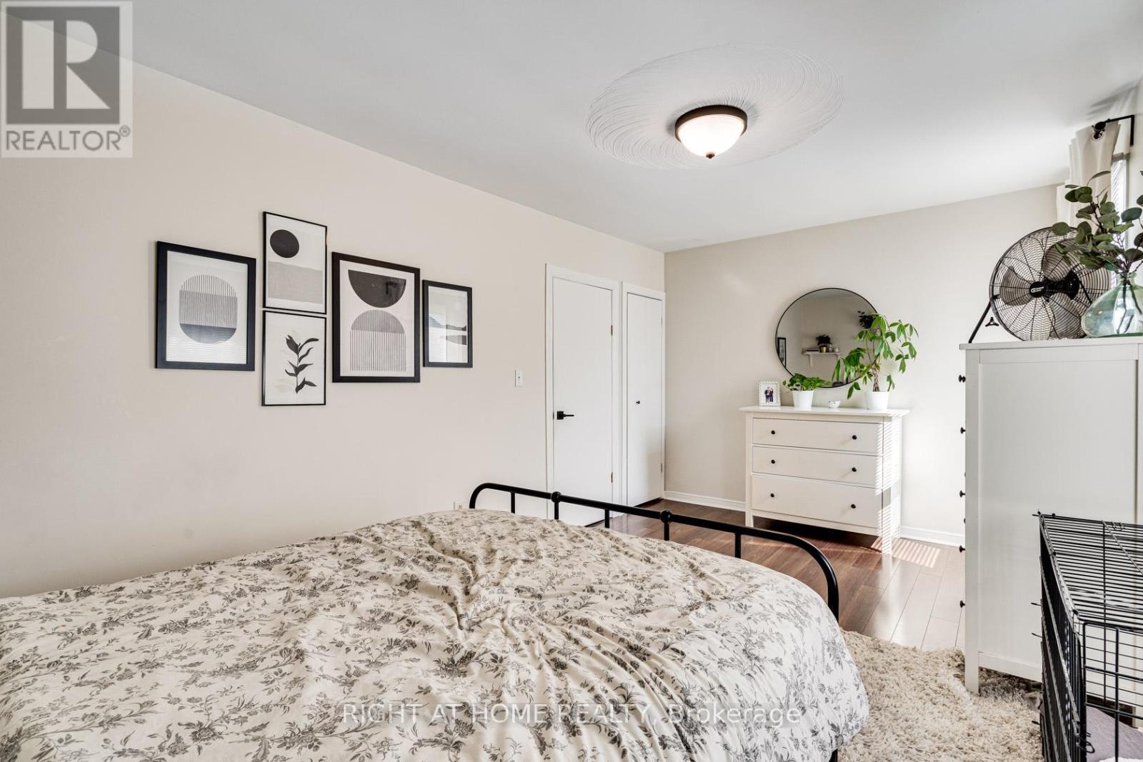 187 Oak Avenue, Hamilton, Ontario  L8L 5M9 - Photo 17 - X12789878