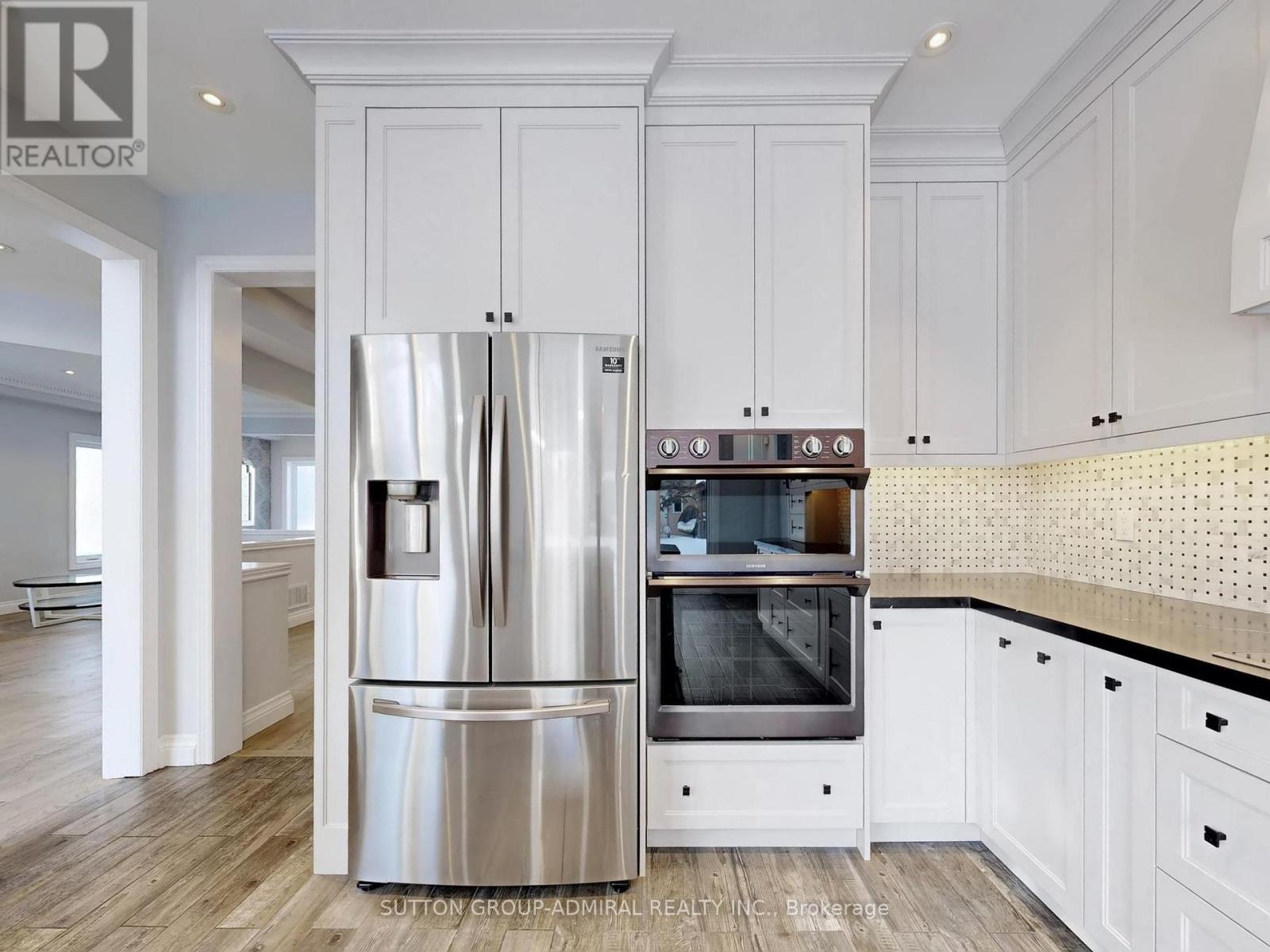 2 Gleave Court, Aurora, Ontario  L4G 7L9 - Photo 15 - N12789858