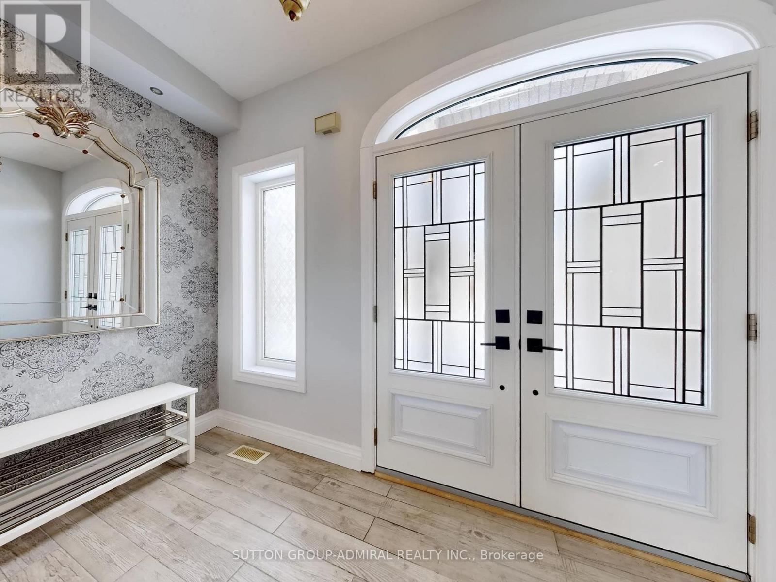 2 Gleave Court, Aurora, Ontario  L4G 7L9 - Photo 22 - N12789858