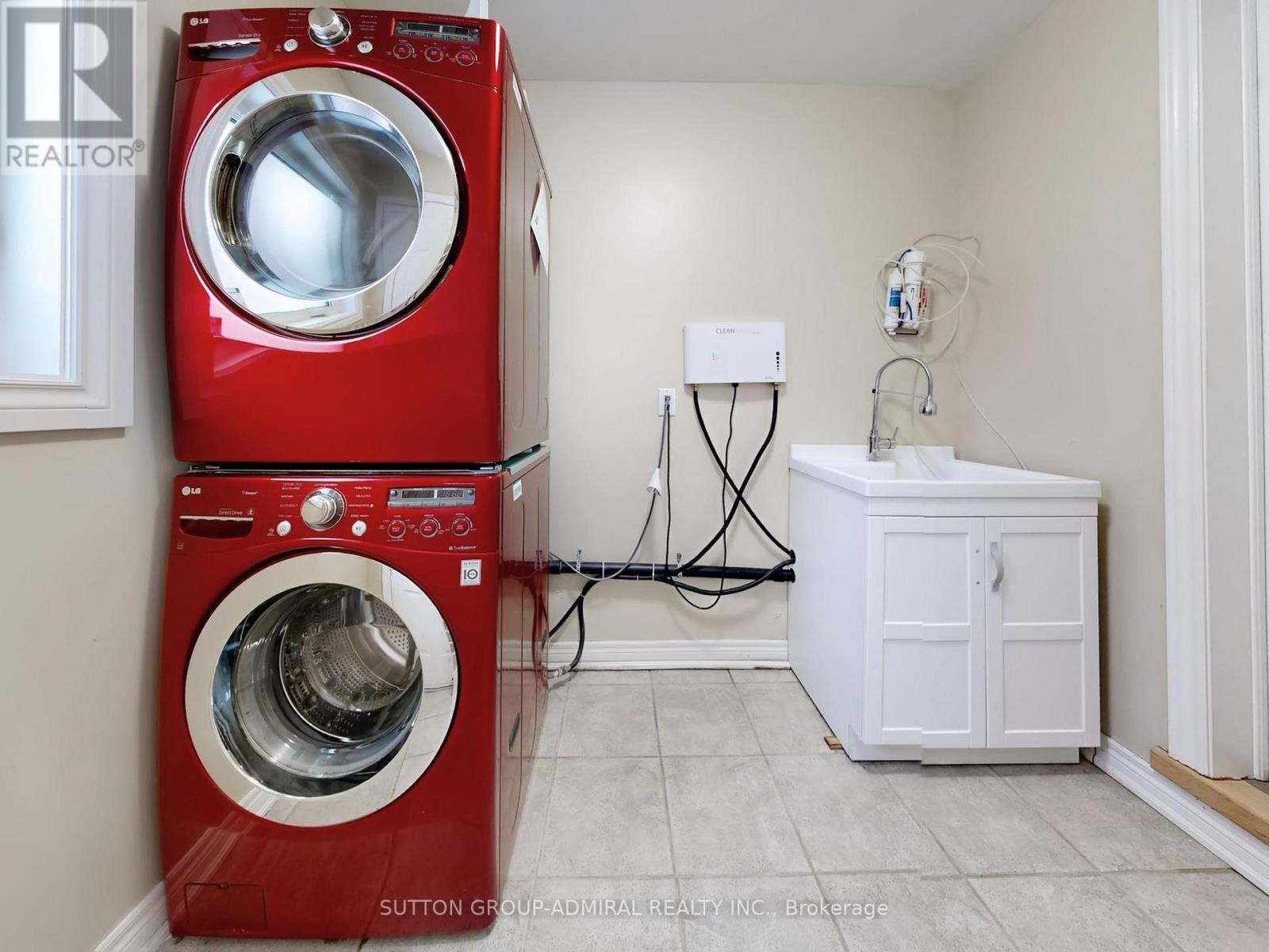 2 Gleave Court, Aurora, Ontario  L4G 7L9 - Photo 20 - N12789858