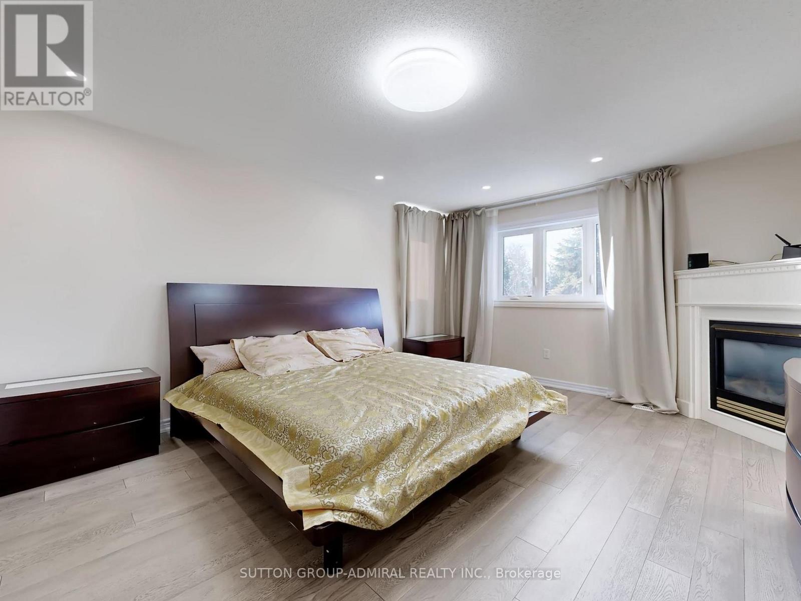 2 Gleave Court, Aurora, Ontario  L4G 7L9 - Photo 24 - N12789858