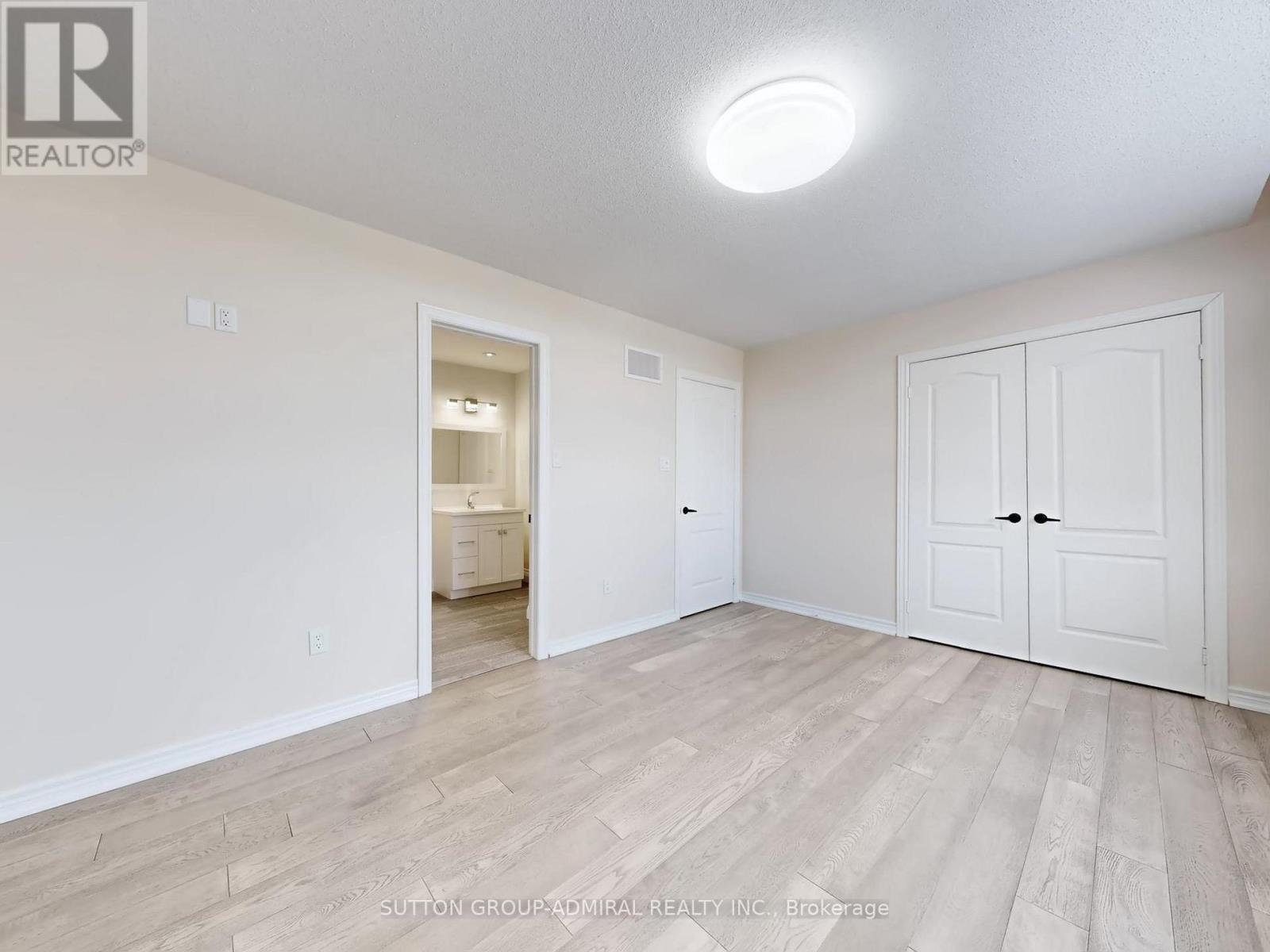 2 Gleave Court, Aurora, Ontario  L4G 7L9 - Photo 30 - N12789858