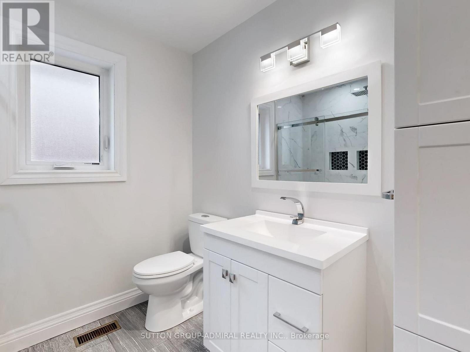 2 Gleave Court, Aurora, Ontario  L4G 7L9 - Photo 35 - N12789858