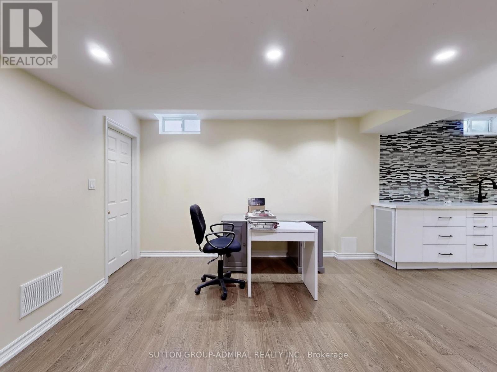 2 Gleave Court, Aurora, Ontario  L4G 7L9 - Photo 39 - N12789858