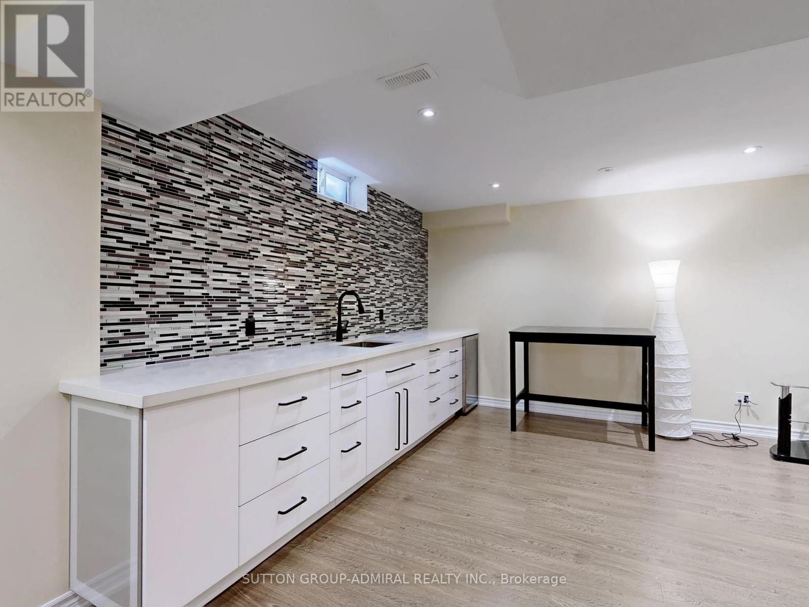 2 Gleave Court, Aurora, Ontario  L4G 7L9 - Photo 44 - N12789858