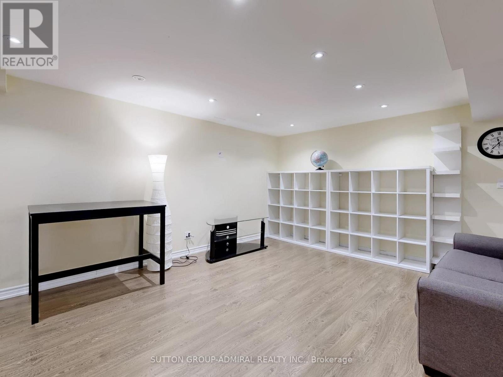 2 Gleave Court, Aurora, Ontario  L4G 7L9 - Photo 43 - N12789858