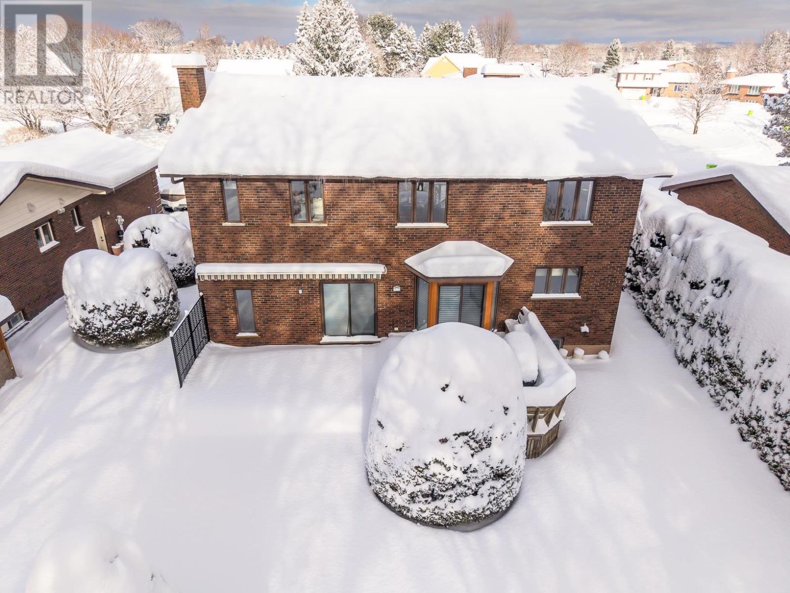 109 Greenview Lane, Sault Ste. Marie, Ontario  P6A 6L1 - Photo 47 - SM253435