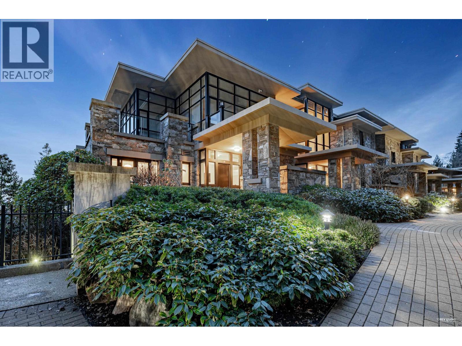 303 2245 Twin Creek Place, West Vancouver, British Columbia  V7S 3K4 - Photo 2 - R3077902