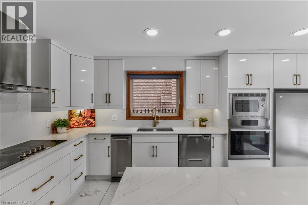 41 Candor Crescent, Stoney Creek, Ontario  L8E 4X6 - Photo 18 - 40803753