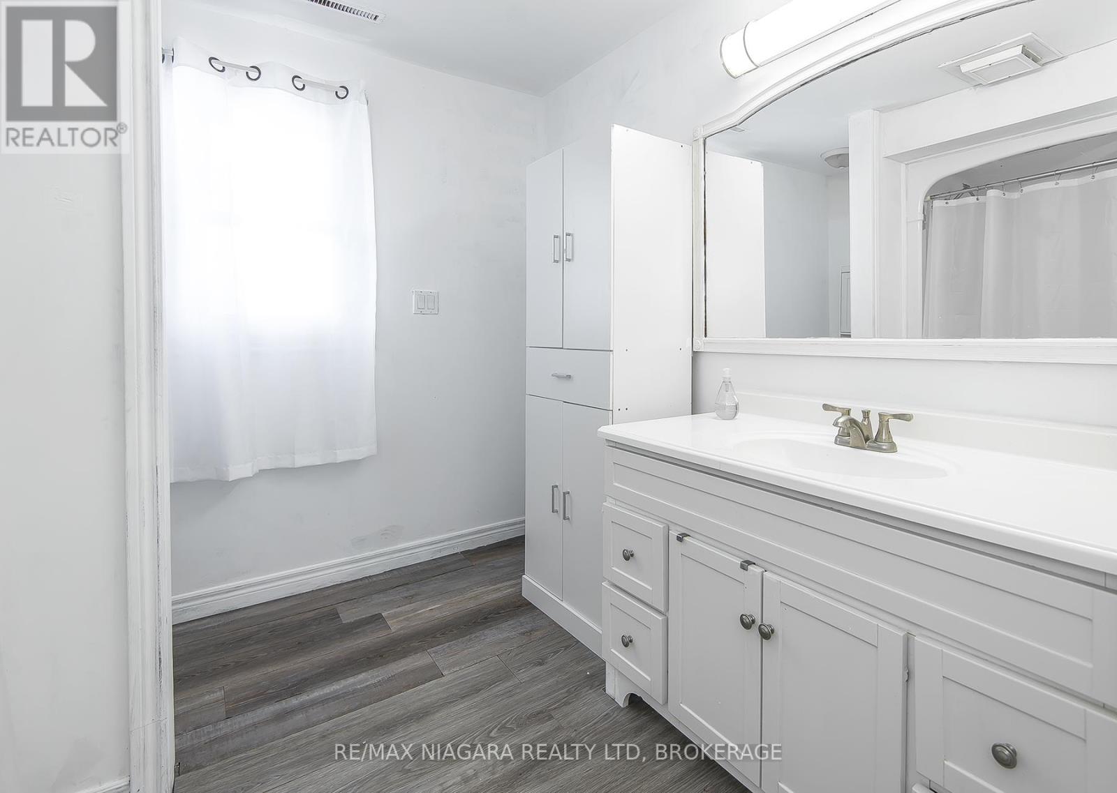 487 Belleview Boulevard, Fort Erie, Ontario  L0S 1N0 - Photo 13 - X12789938