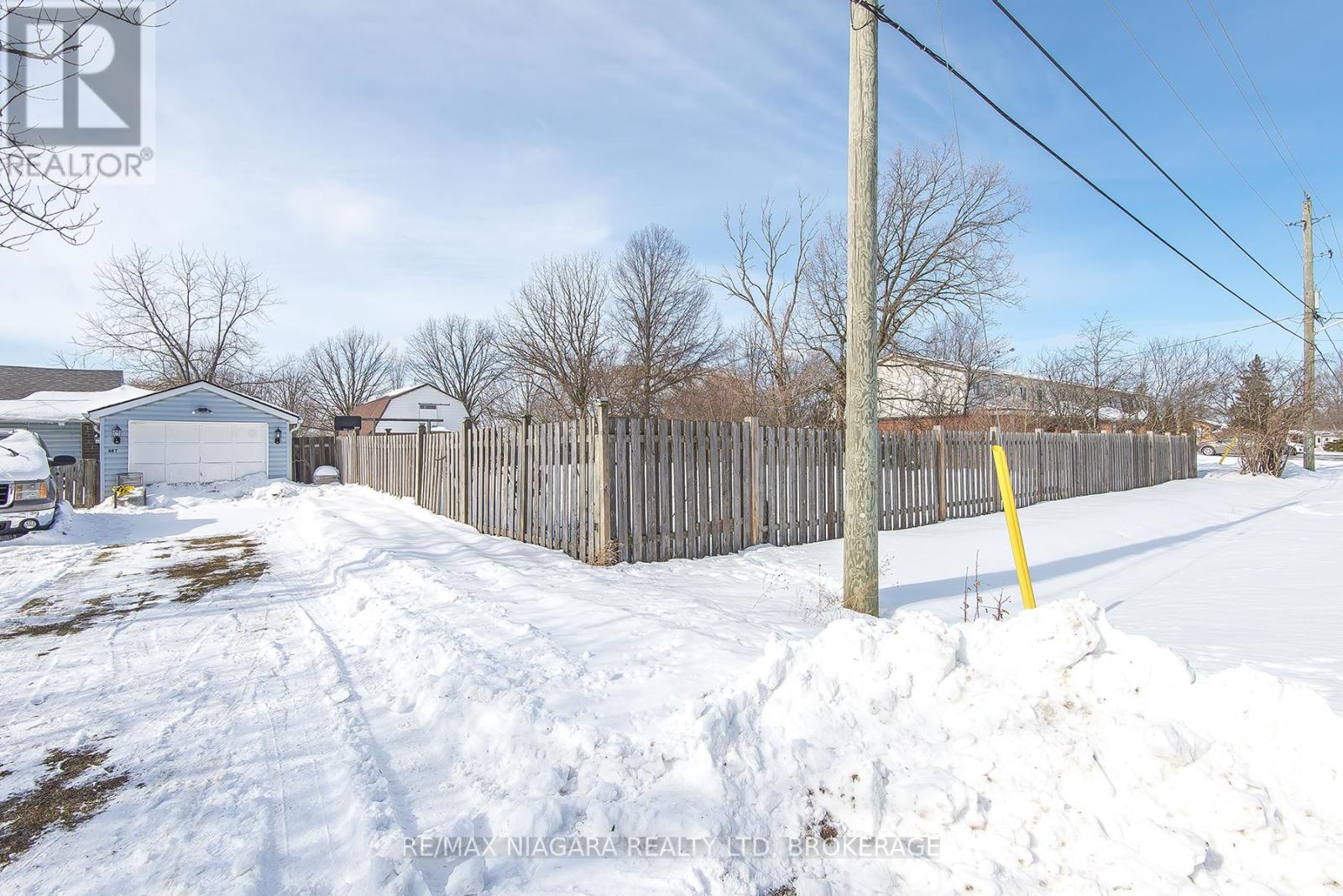 487 Belleview Boulevard, Fort Erie, Ontario  L0S 1N0 - Photo 4 - X12789938