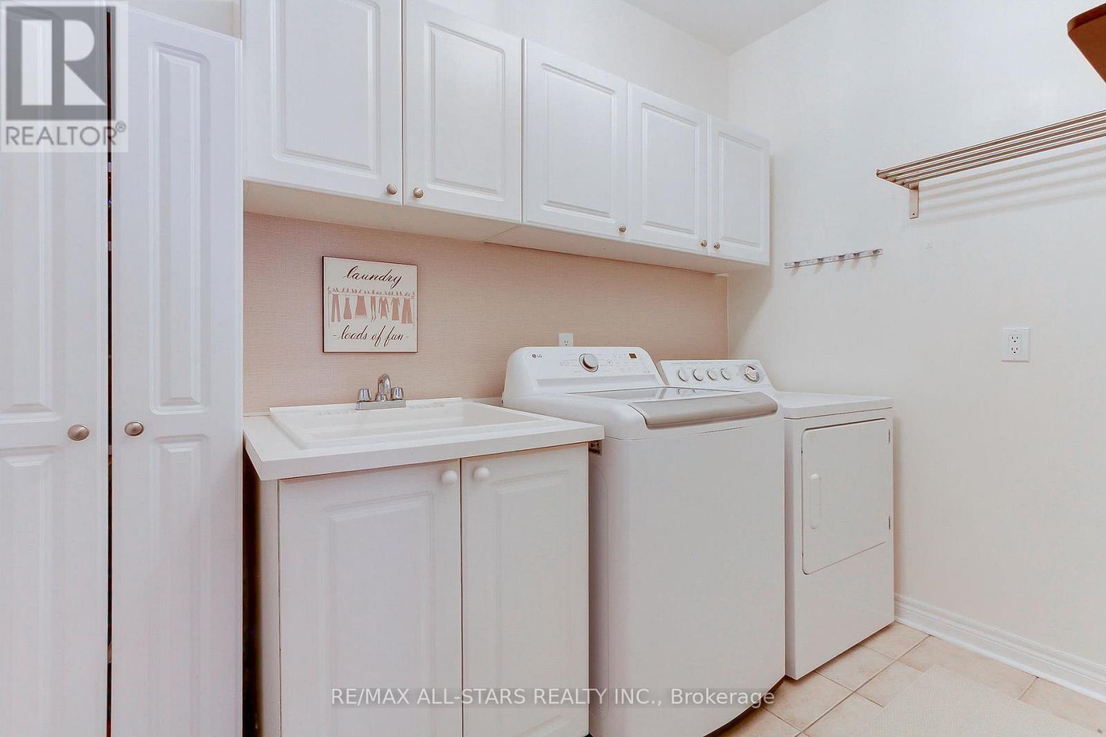 20 James Ratcliff Avenue, Whitchurch-Stouffville, Ontario  L4A 1P3 - Photo 24 - N12789630