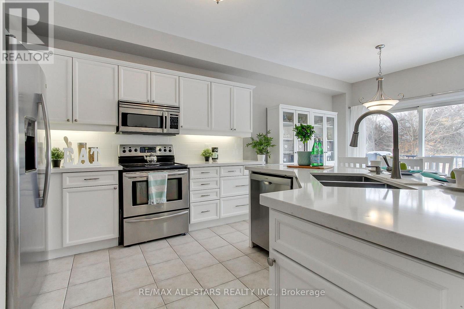 20 James Ratcliff Avenue, Whitchurch-Stouffville, Ontario  L4A 1P3 - Photo 18 - N12789630