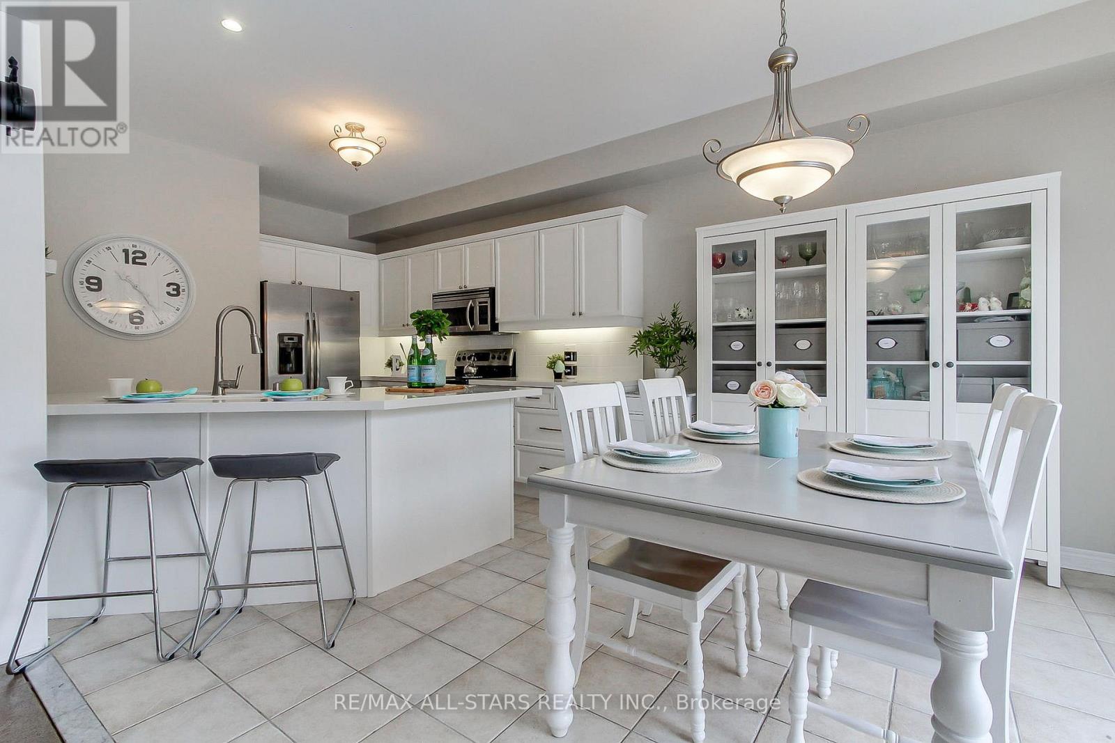 20 James Ratcliff Avenue, Whitchurch-Stouffville, Ontario  L4A 1P3 - Photo 19 - N12789630