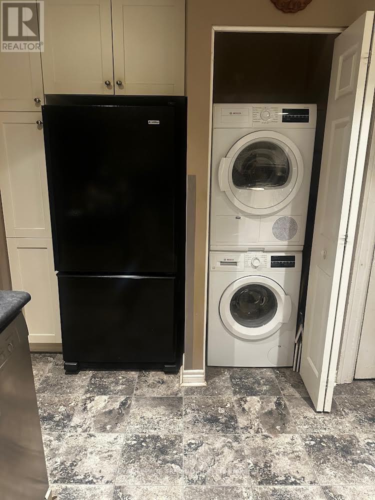 54 Elysian Street, St. Thomas, Ontario  N5P 1R6 - Photo 11 - X12787838