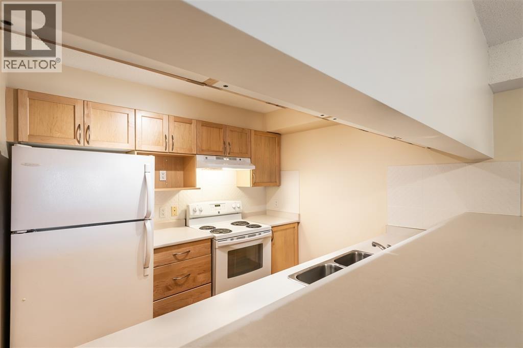 2fl 38003 Second Avenue, Squamish, British Columbia  V8B 0R2 - Photo 15 - R3090034