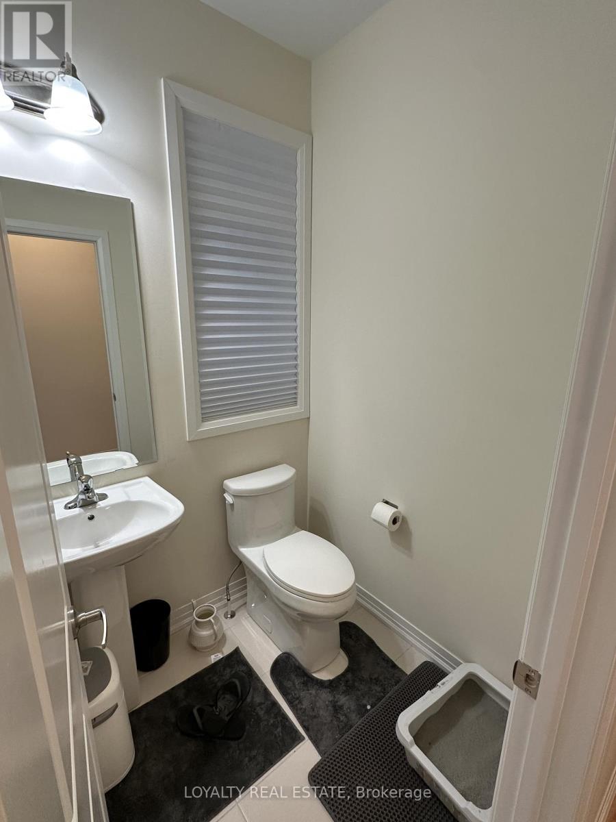 2971 Seagrass Street, Pickering, Ontario  L1X 0P8 - Photo 3 - E12789900