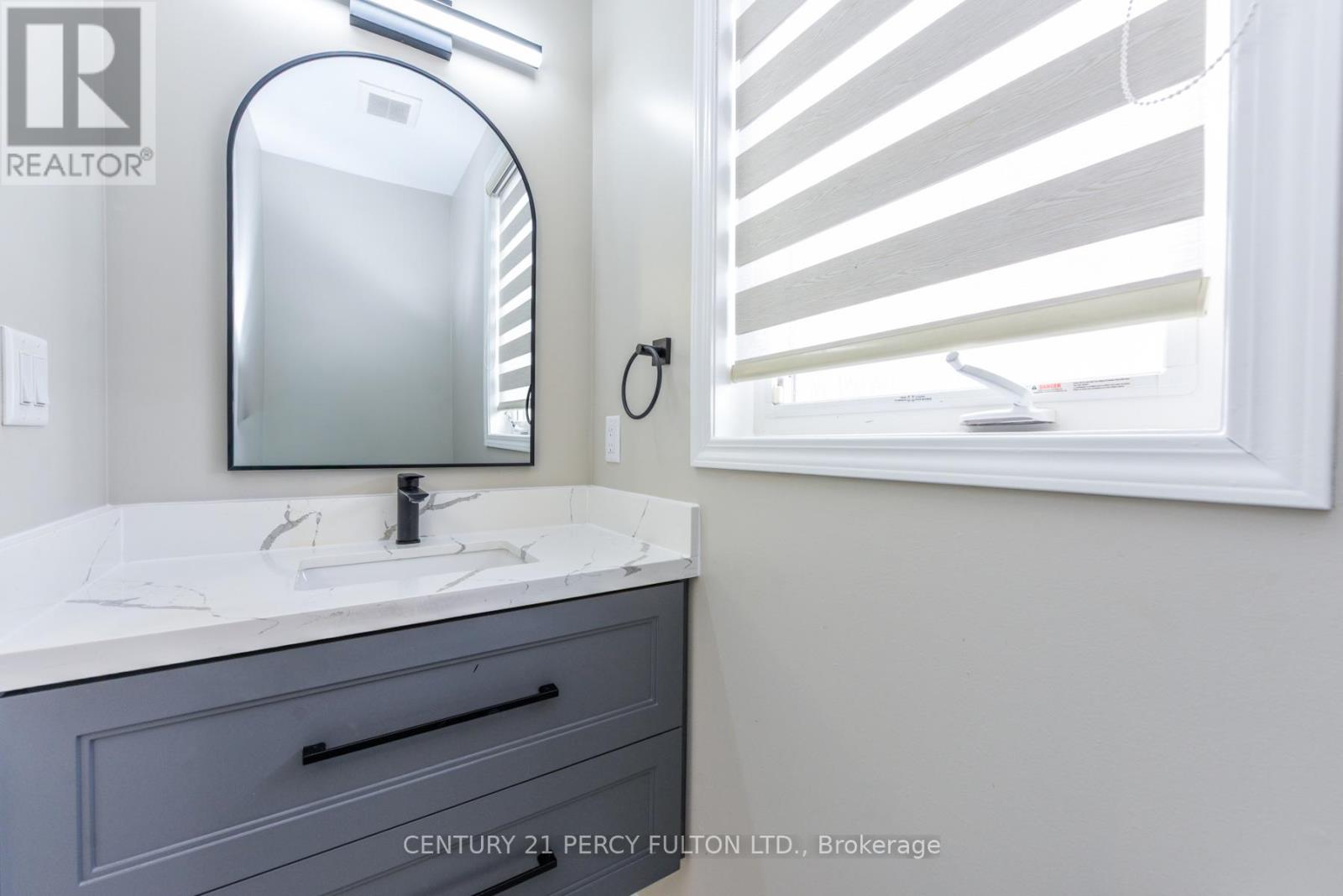 Main & 2nd - 1040 Foxtail Crescent, Pickering, Ontario  L1X 0E7 - Photo 3 - E12789926