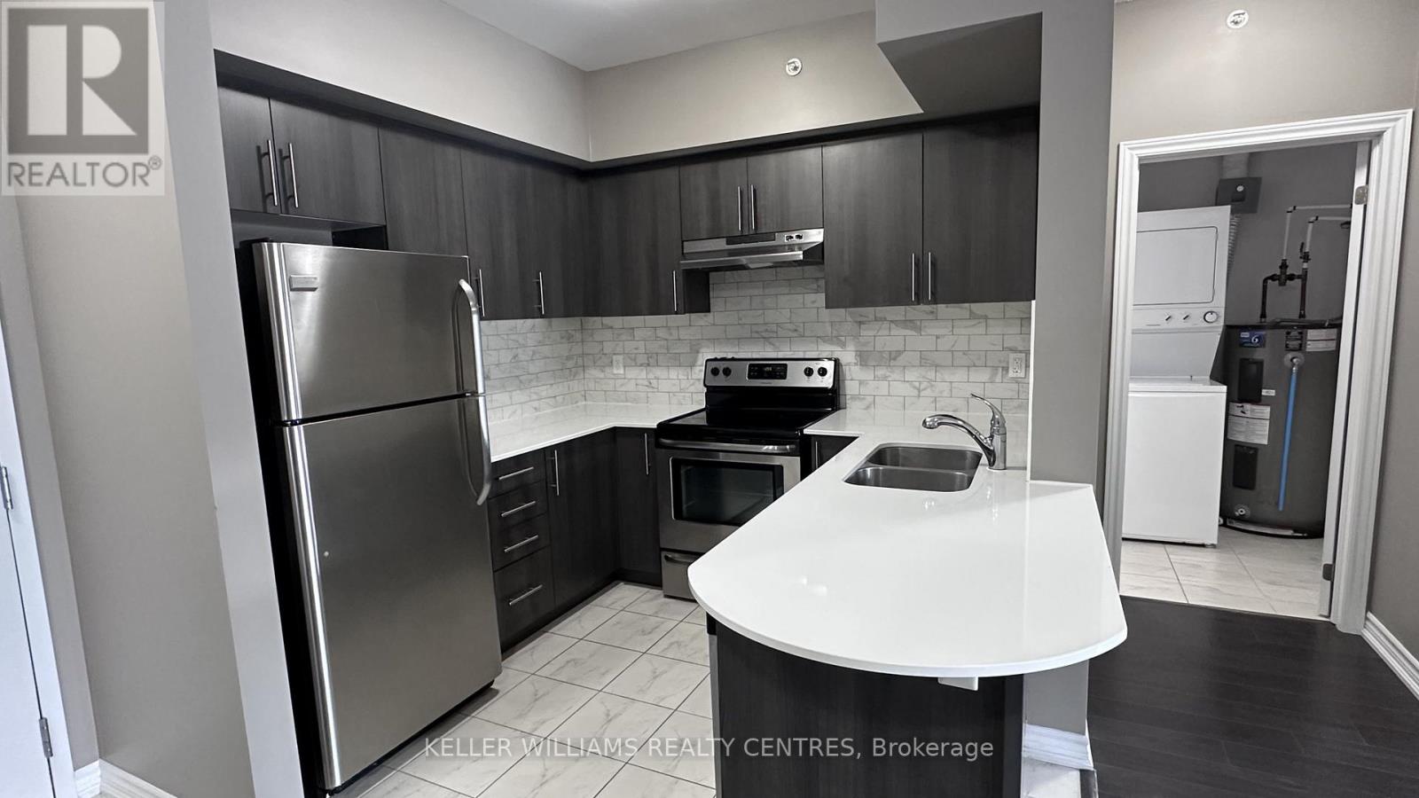 207 - 40 Ferndale Drive S, Barrie, Ontario  L4N 2L3 - Photo 5 - S12789898