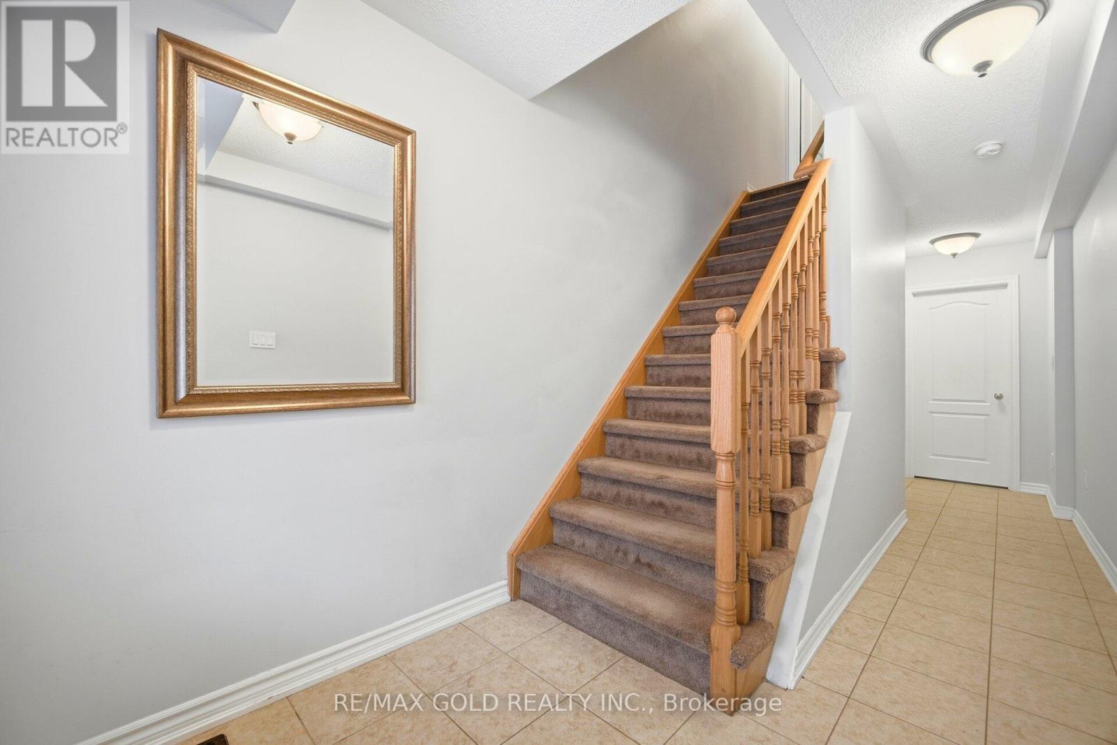 31 Kayak Heights, Brampton, Ontario  L6Z 0H8 - Photo 6 - W12789916