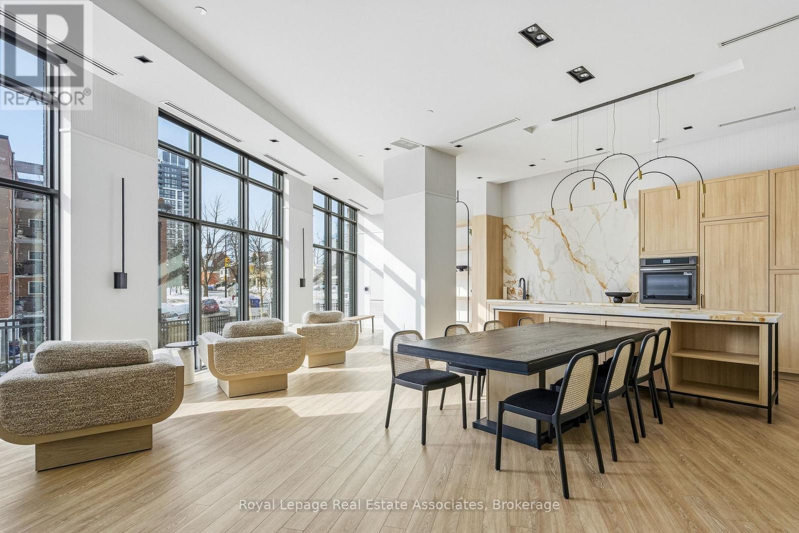 604 - 2088 James Street, Burlington, Ontario  L7R 0H2 - Photo 16 - W12789920