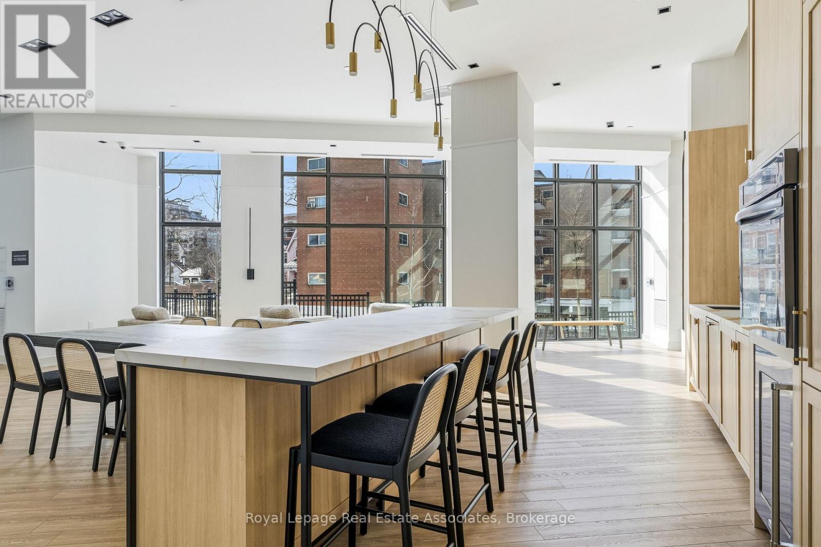 604 - 2088 James Street, Burlington, Ontario  L7R 0H2 - Photo 17 - W12789920