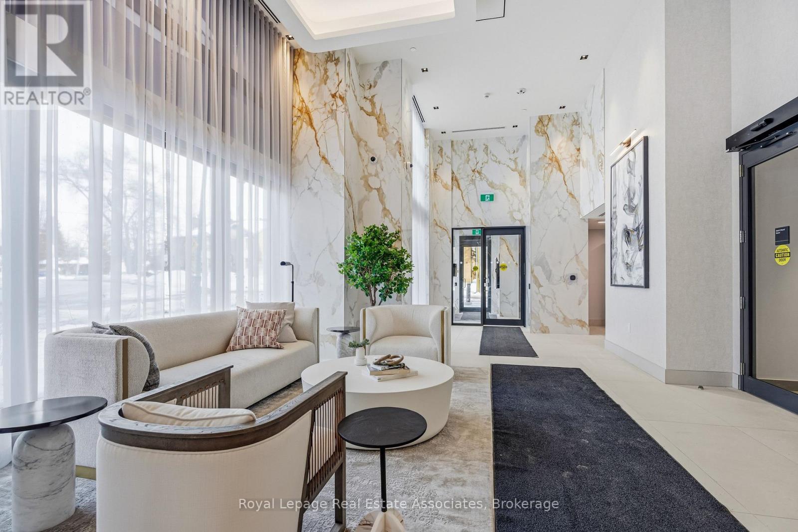 604 - 2088 James Street, Burlington, Ontario  L7R 0H2 - Photo 18 - W12789920